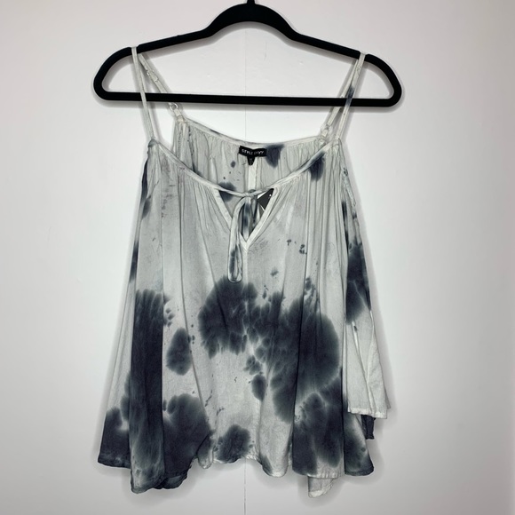 Style Envy Tops - Style Envy NWT Tie Dye Blouse Loose Fitting